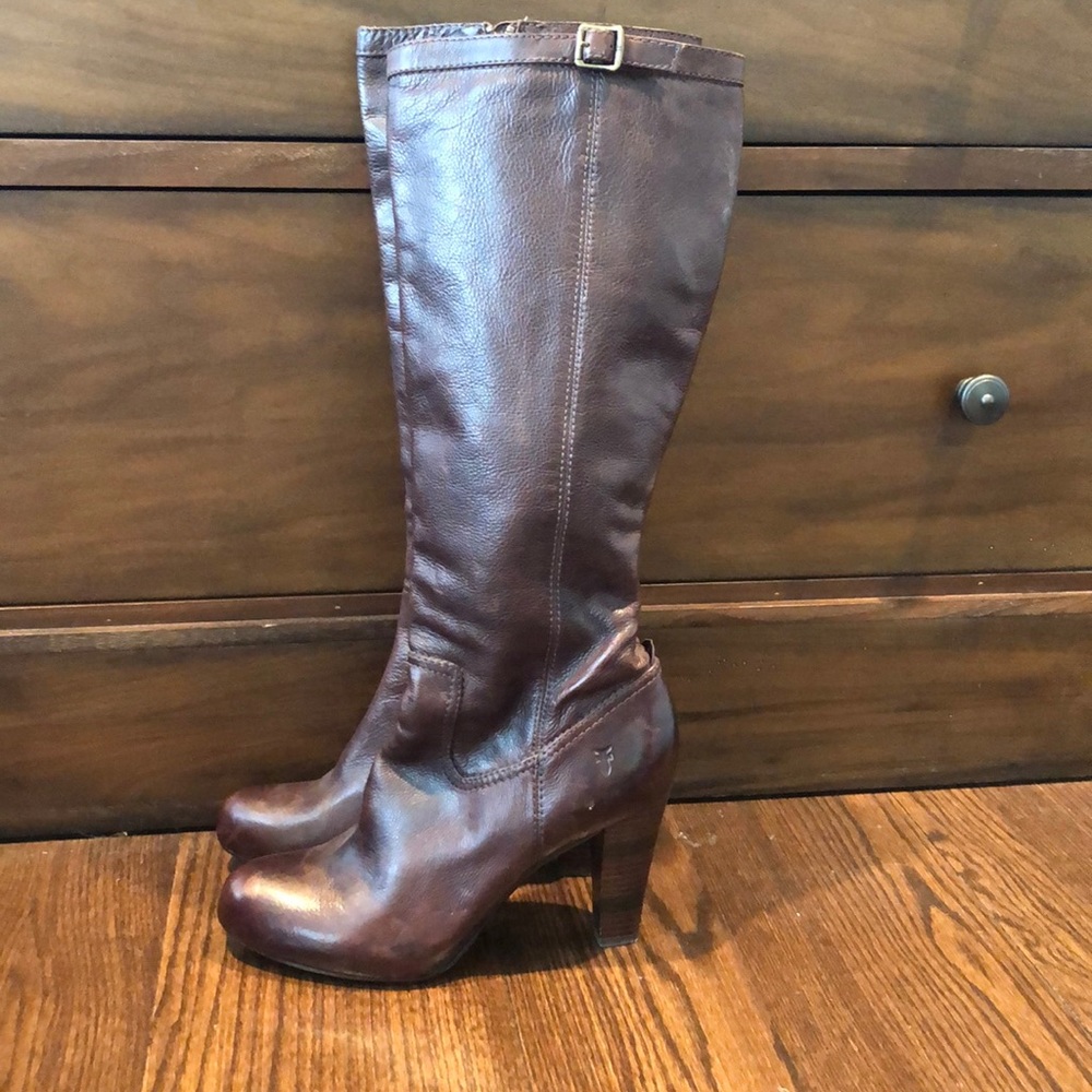 Frye knee high heeled boots - brown